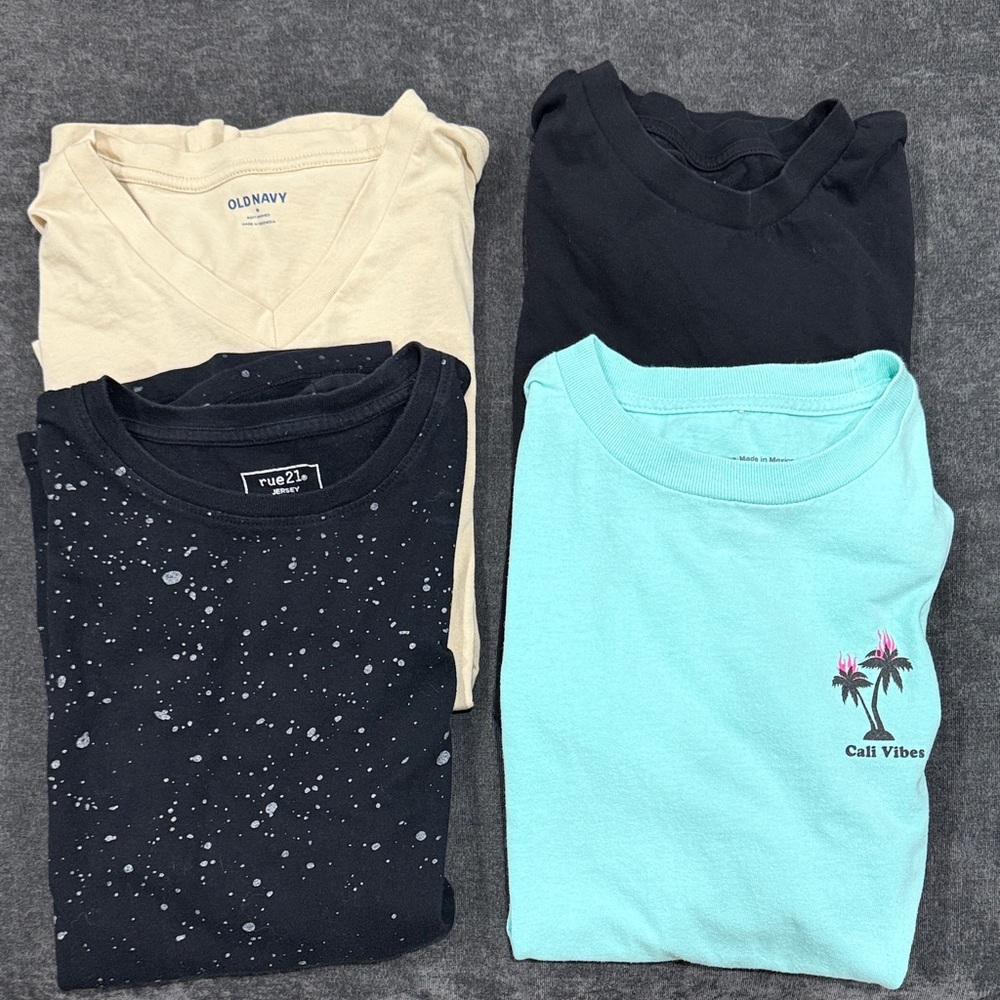 Bundle of Boys Tee smoke free